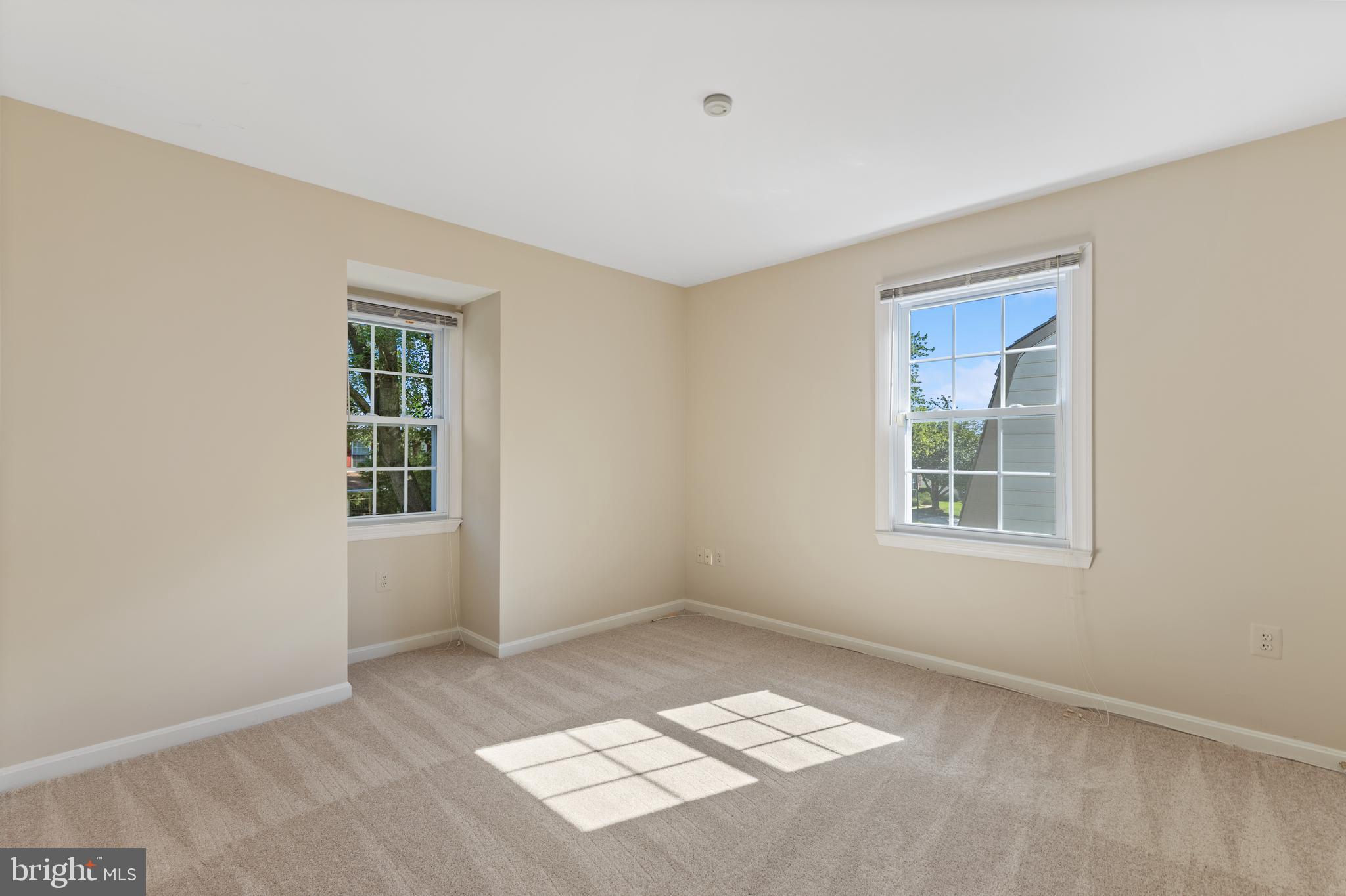 SAYBROOKE - Residential Lease