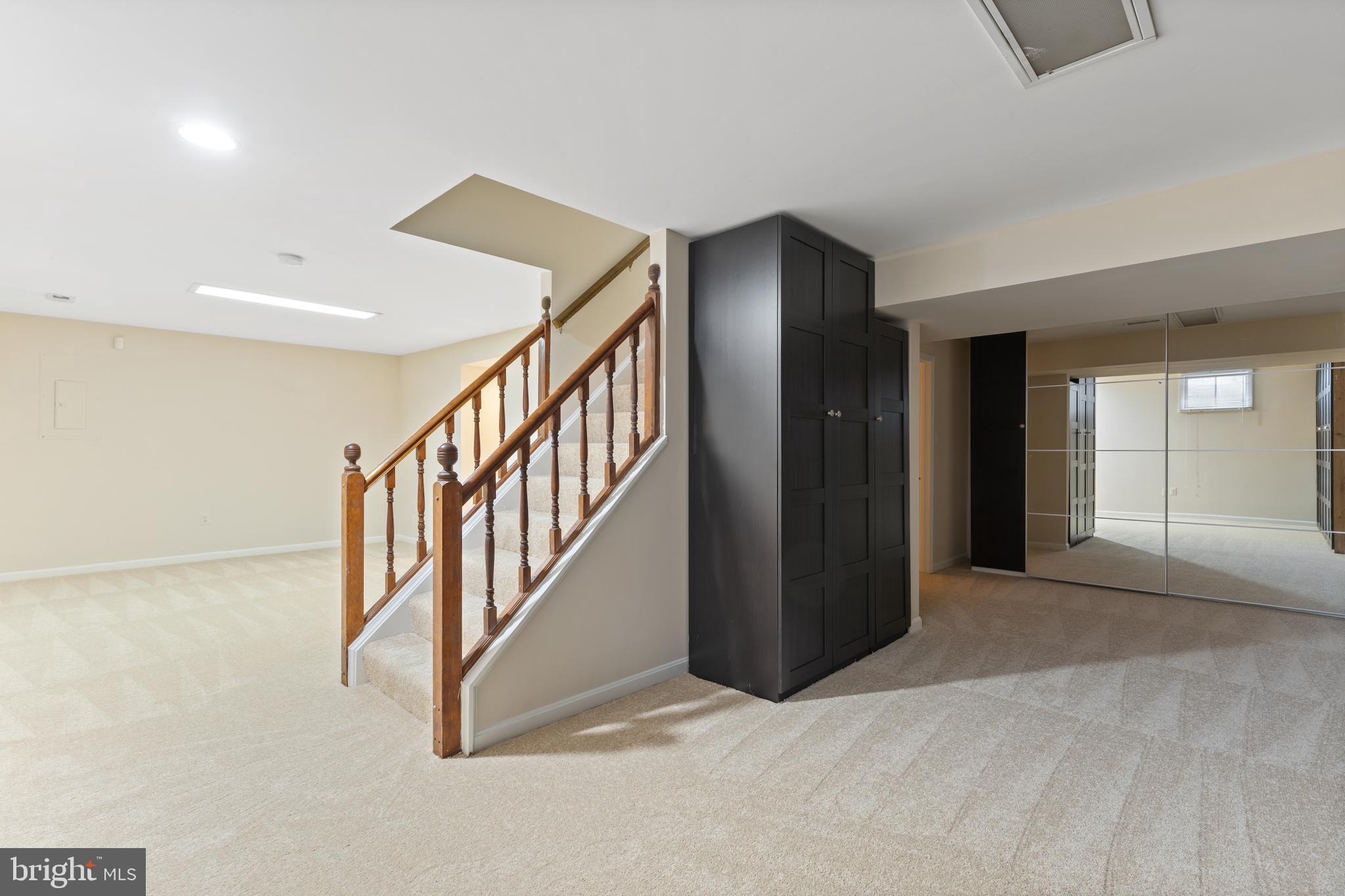 SAYBROOKE - Residential Lease