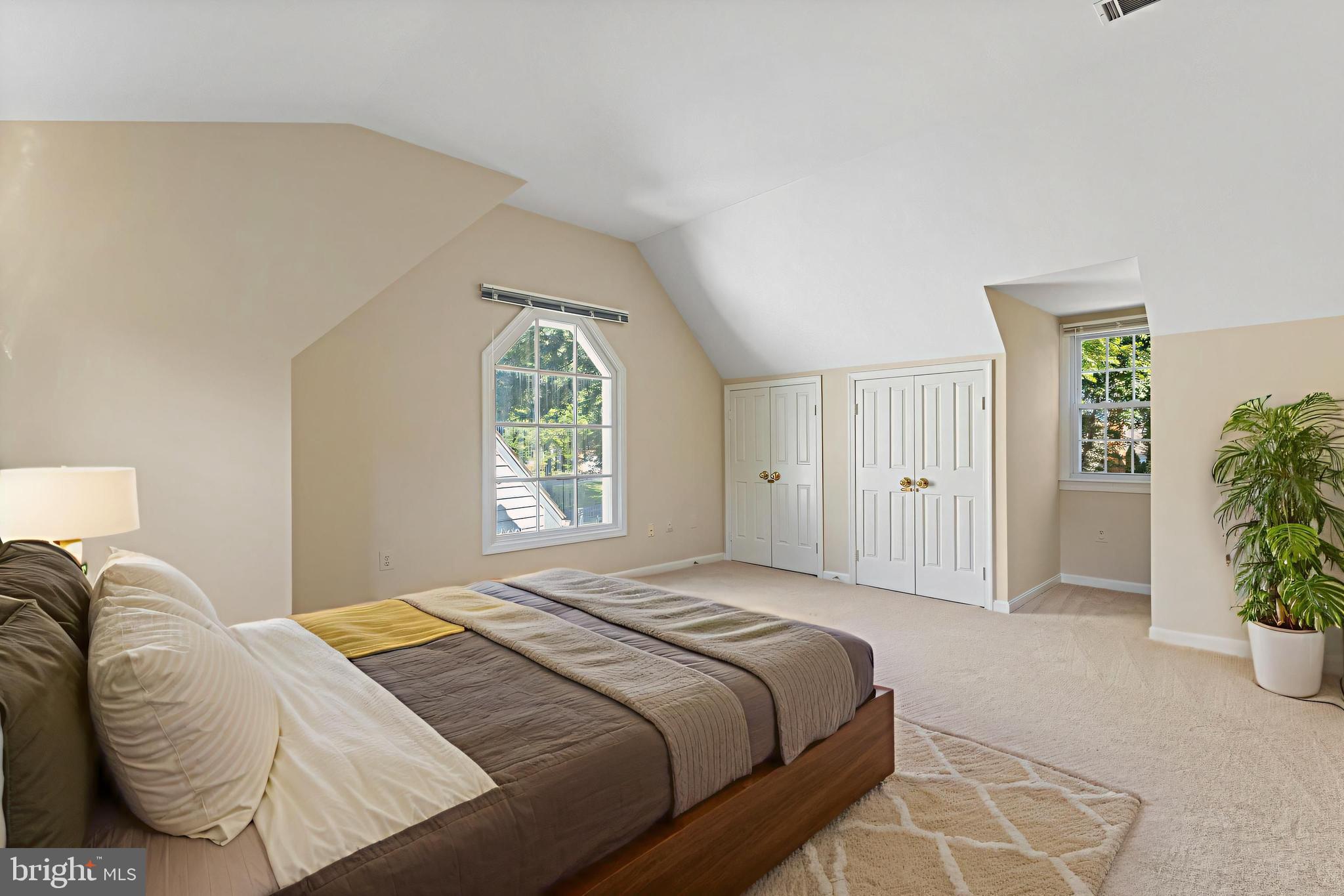 SAYBROOKE - Residential Lease