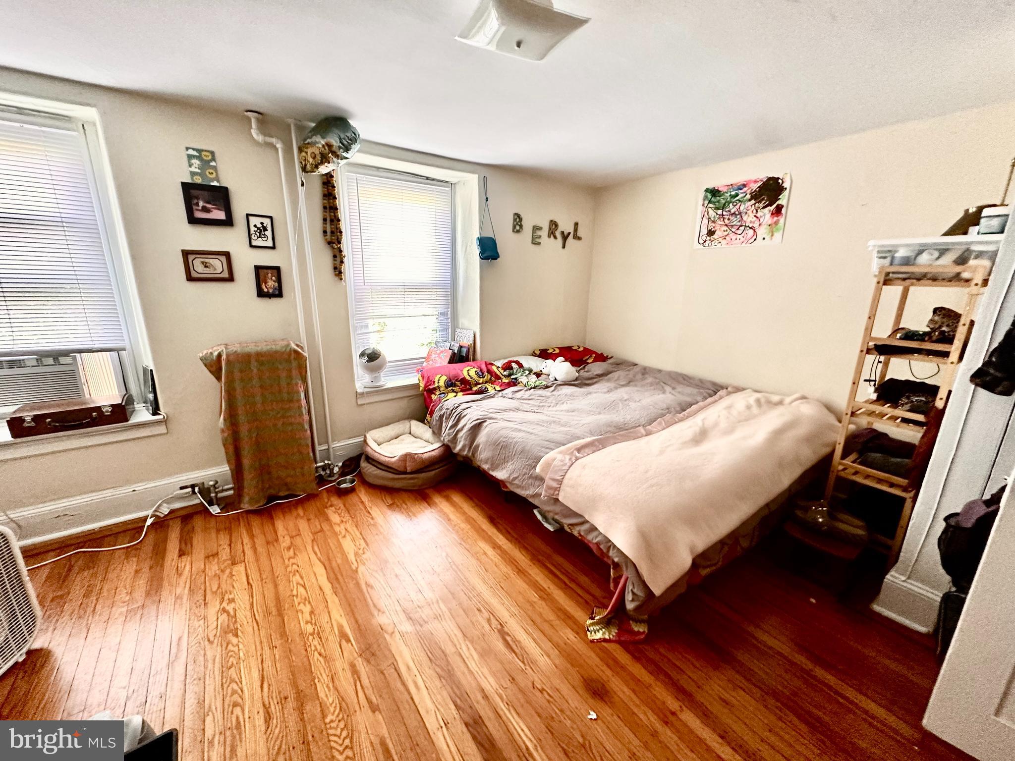 EAST FALLS - Residential Lease