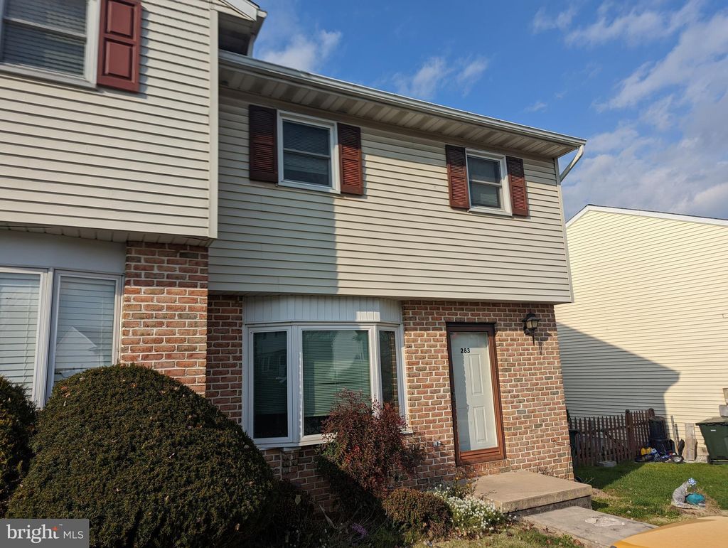 Photo of 283 RIVERVIEW DR, EPHRATA, PA 17522 (MLS # PALA2028184)