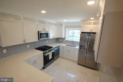 4309 Sheldon Avenue, Temple Hills, MD MLS: MDPG2147256