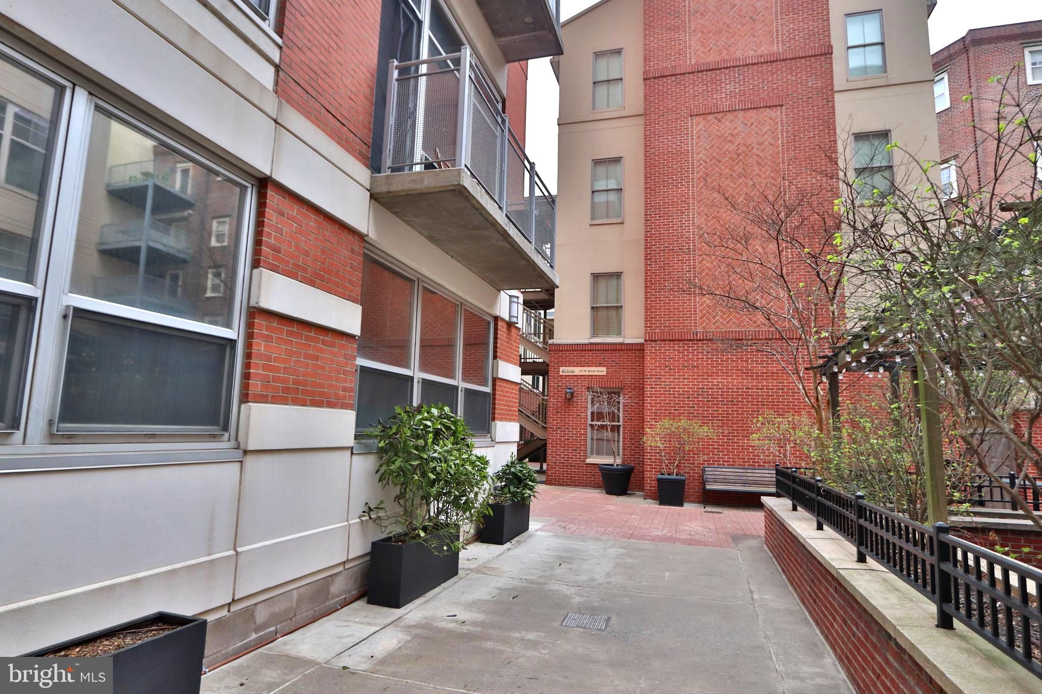 OLD CITY - Residential
