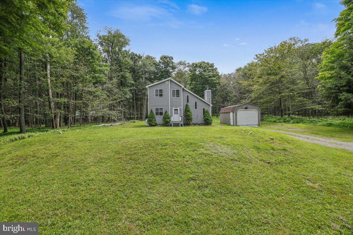 1065 BREEZEWOOD DRIVE