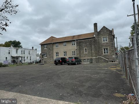 4300-06 BENNER STREET