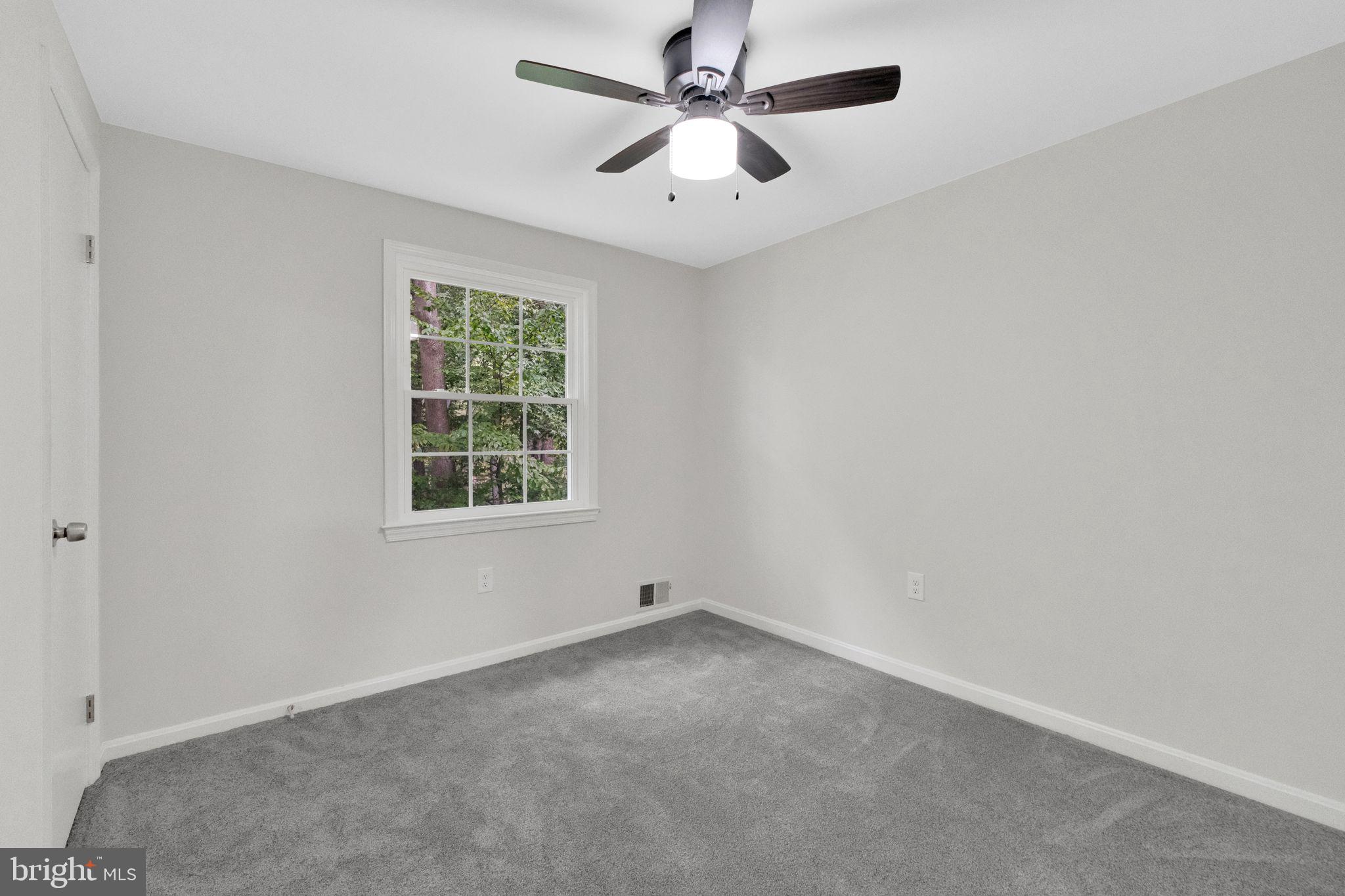 PINEWOOD HILL - Residential