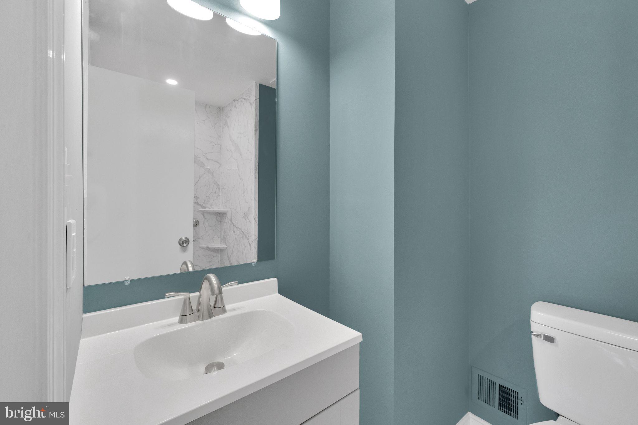 PINEWOOD HILL - Residential