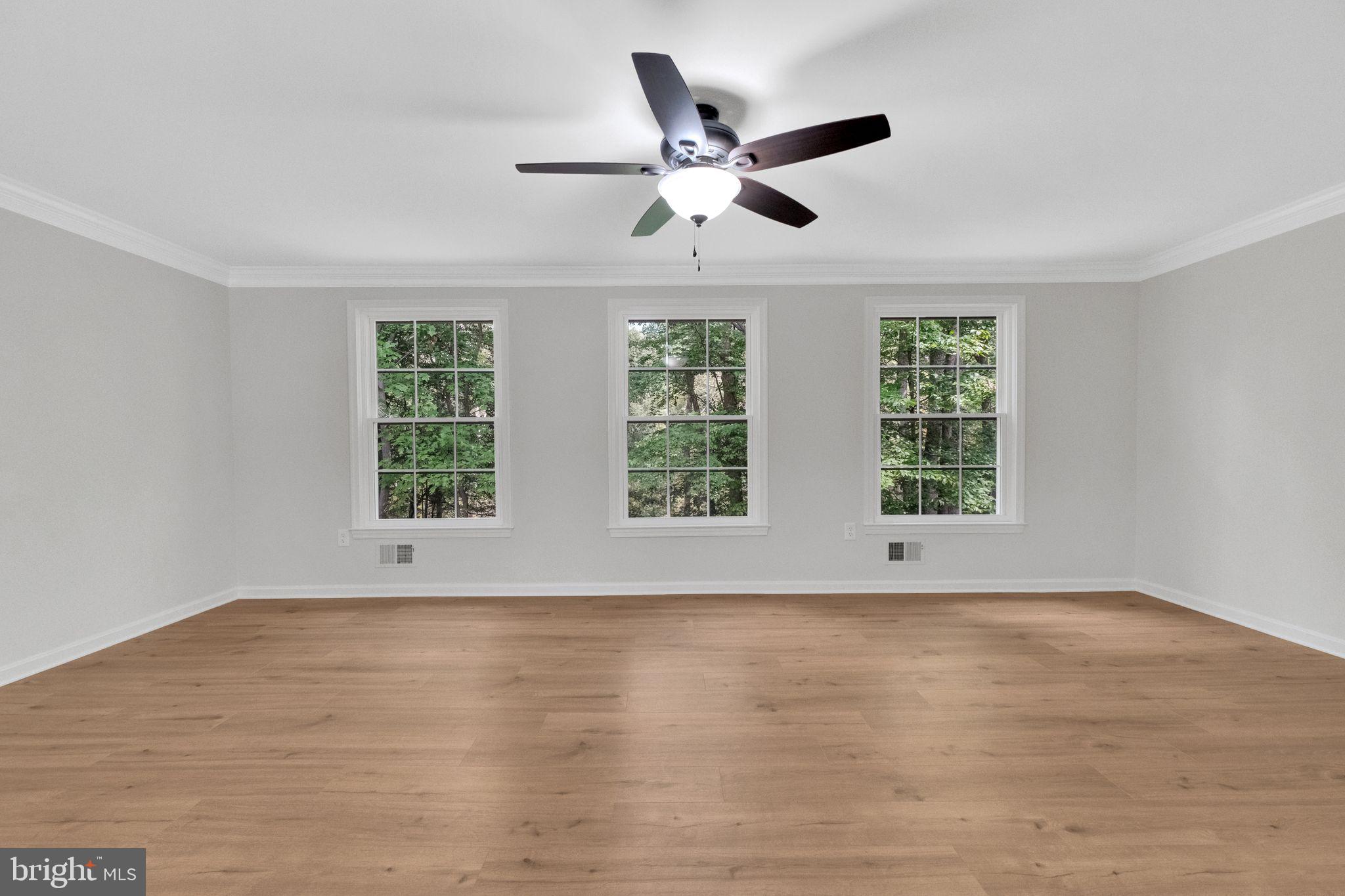 PINEWOOD HILL - Residential