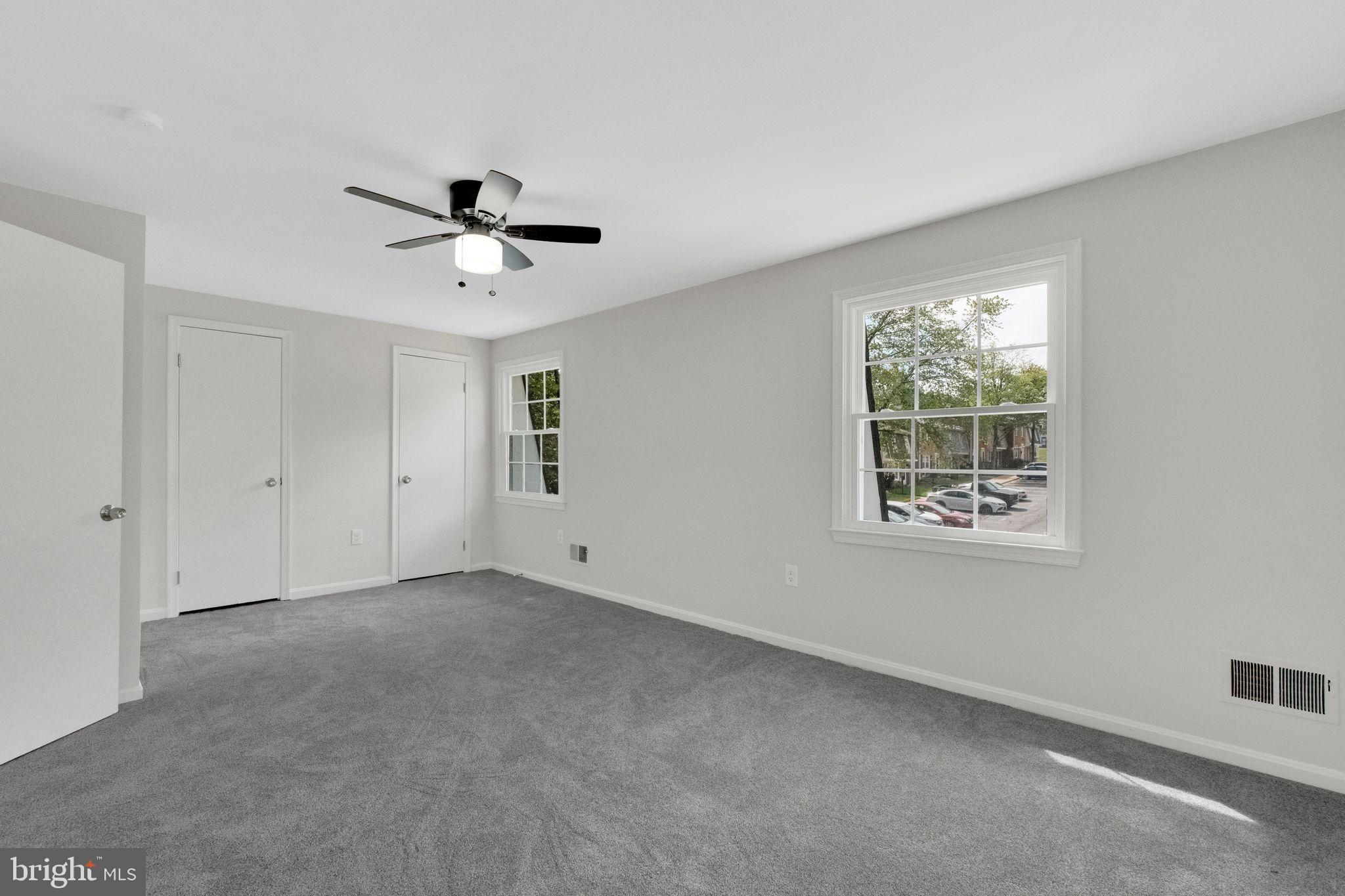 PINEWOOD HILL - Residential