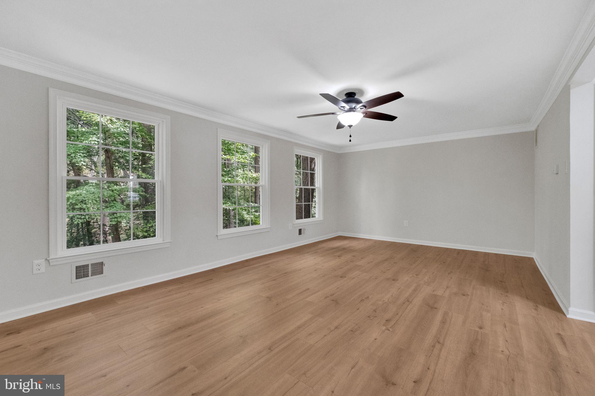 PINEWOOD HILL - Residential