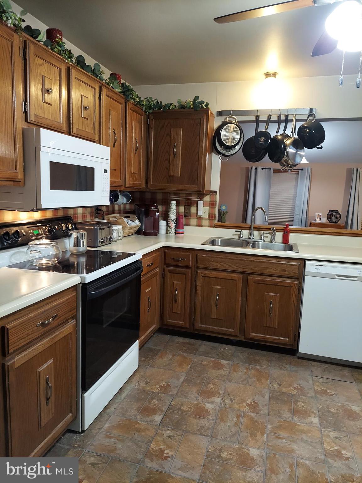 DEER PATH WOODS - Residential