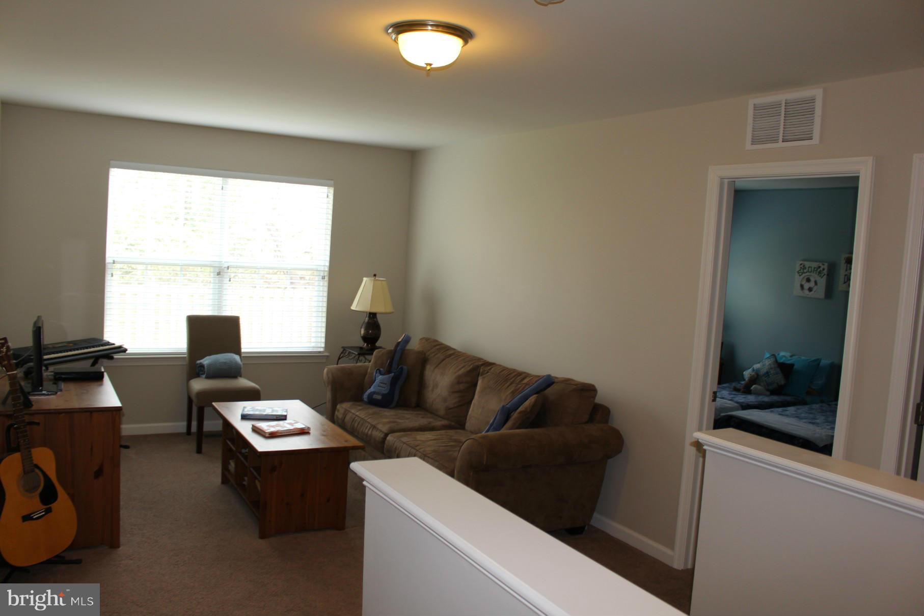 PARKWAY WEST - Residential