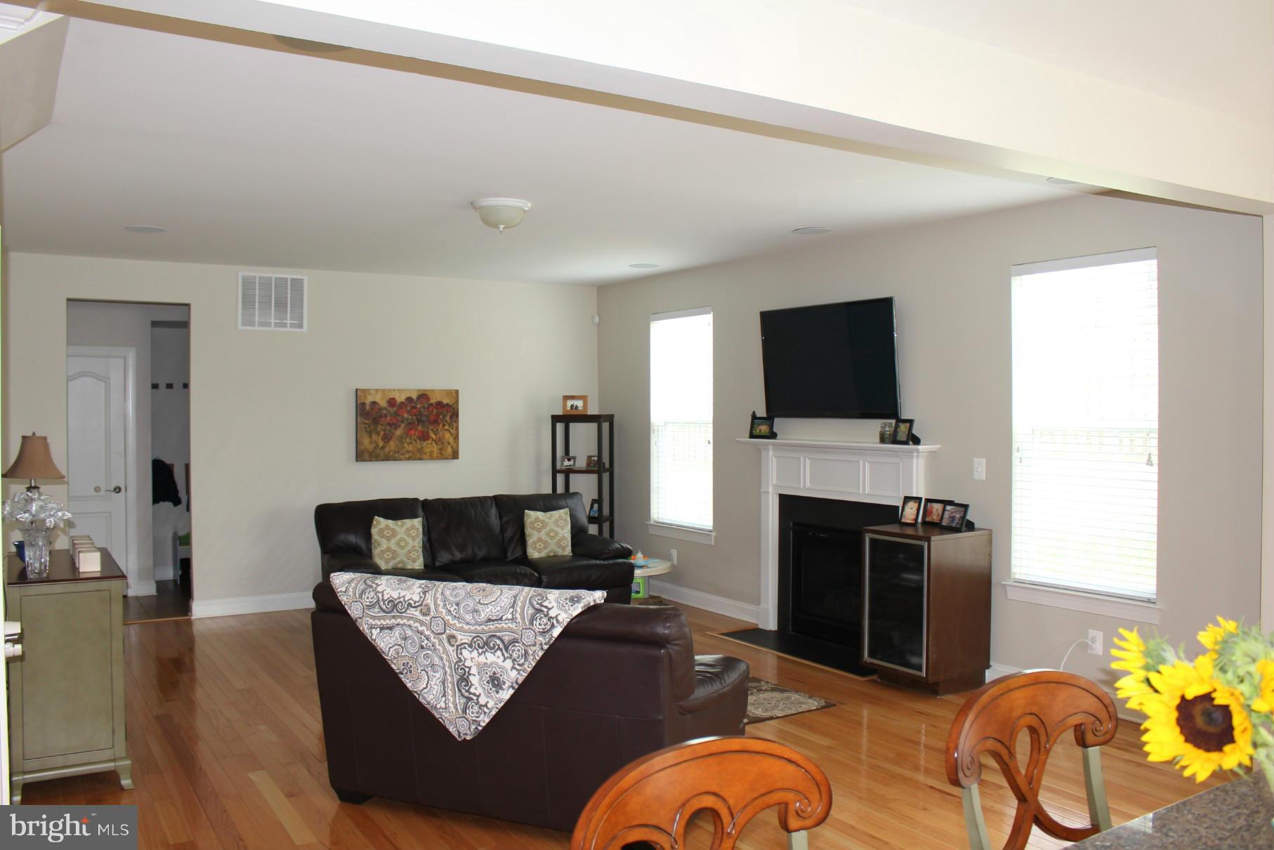 PARKWAY WEST - Residential