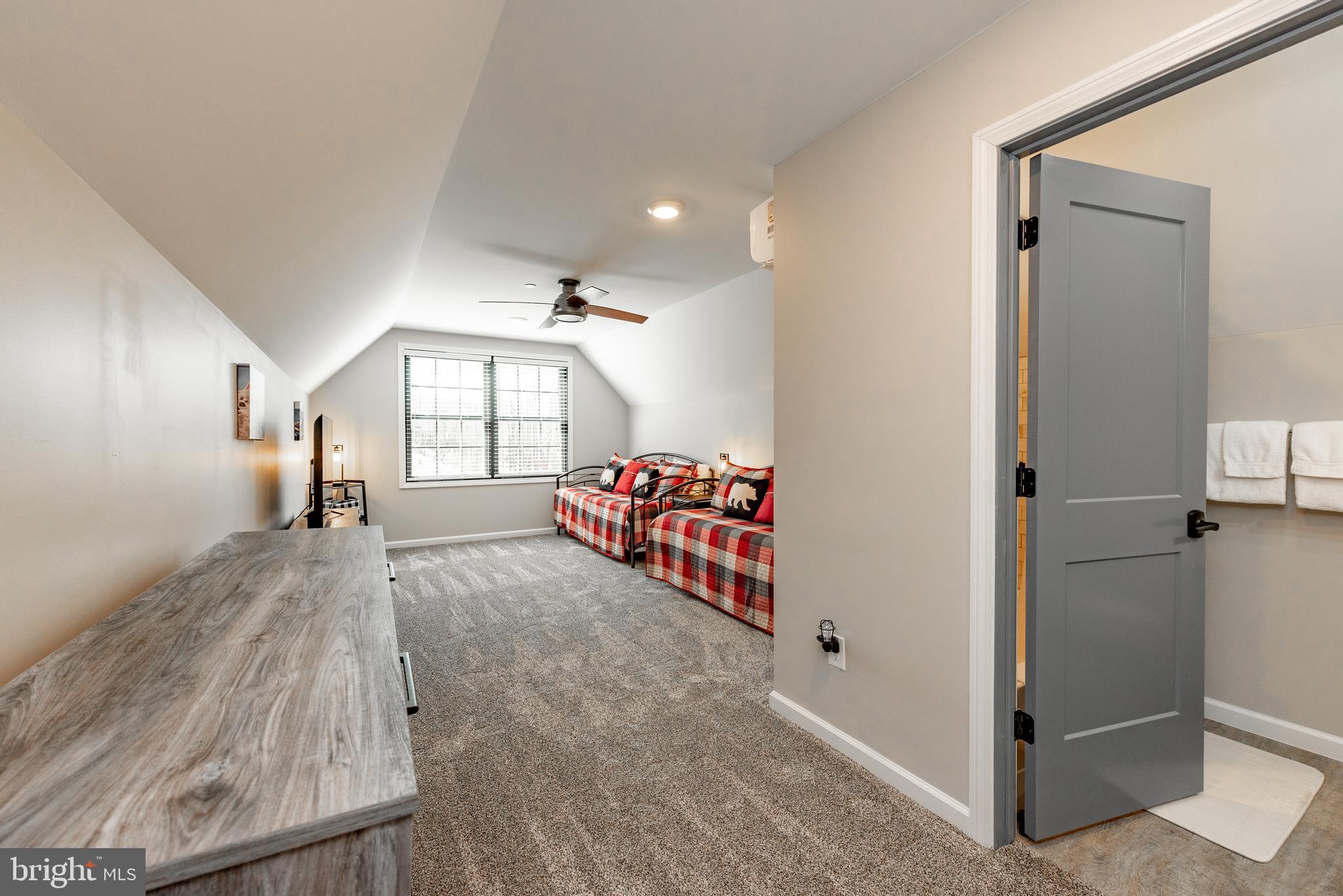 LODESTONE SUB - Residential