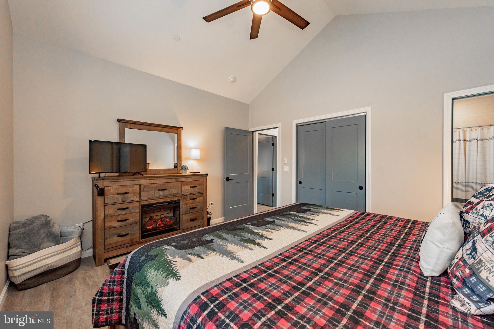 LODESTONE SUB - Residential