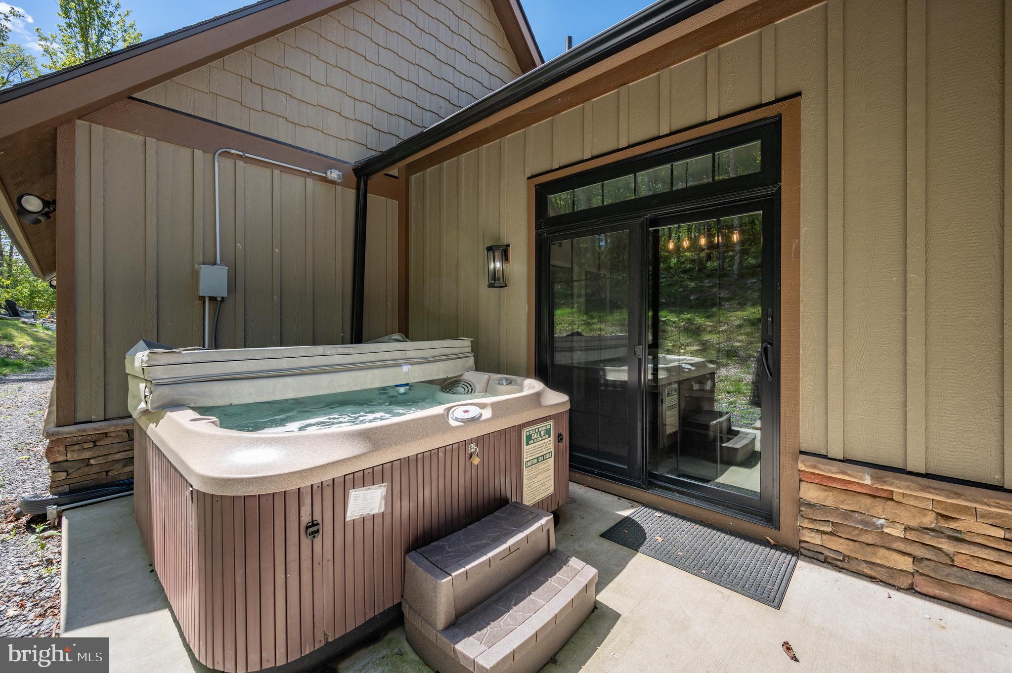 LODESTONE SUB - Residential