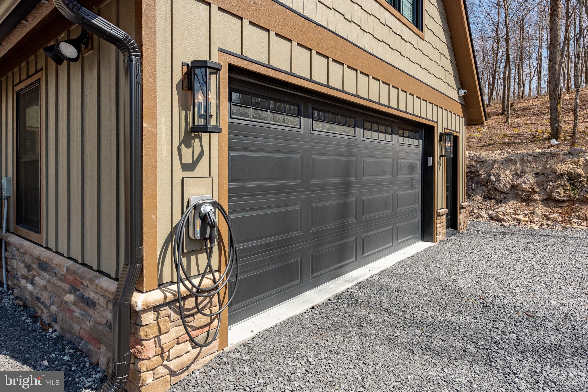 LODESTONE SUB - Residential