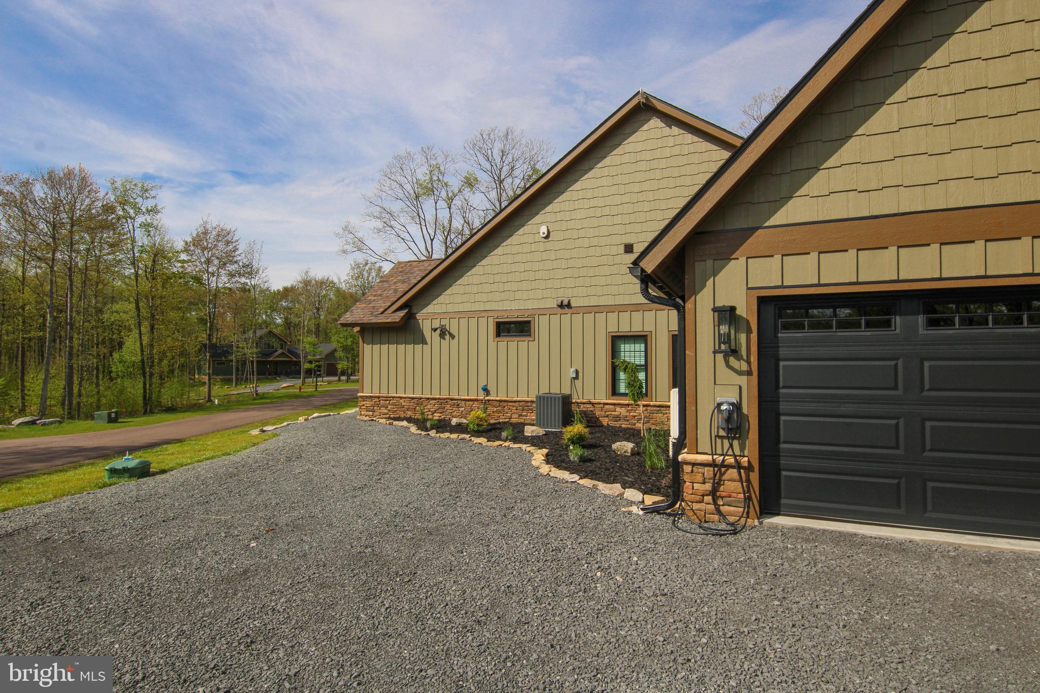 LODESTONE SUB - Residential