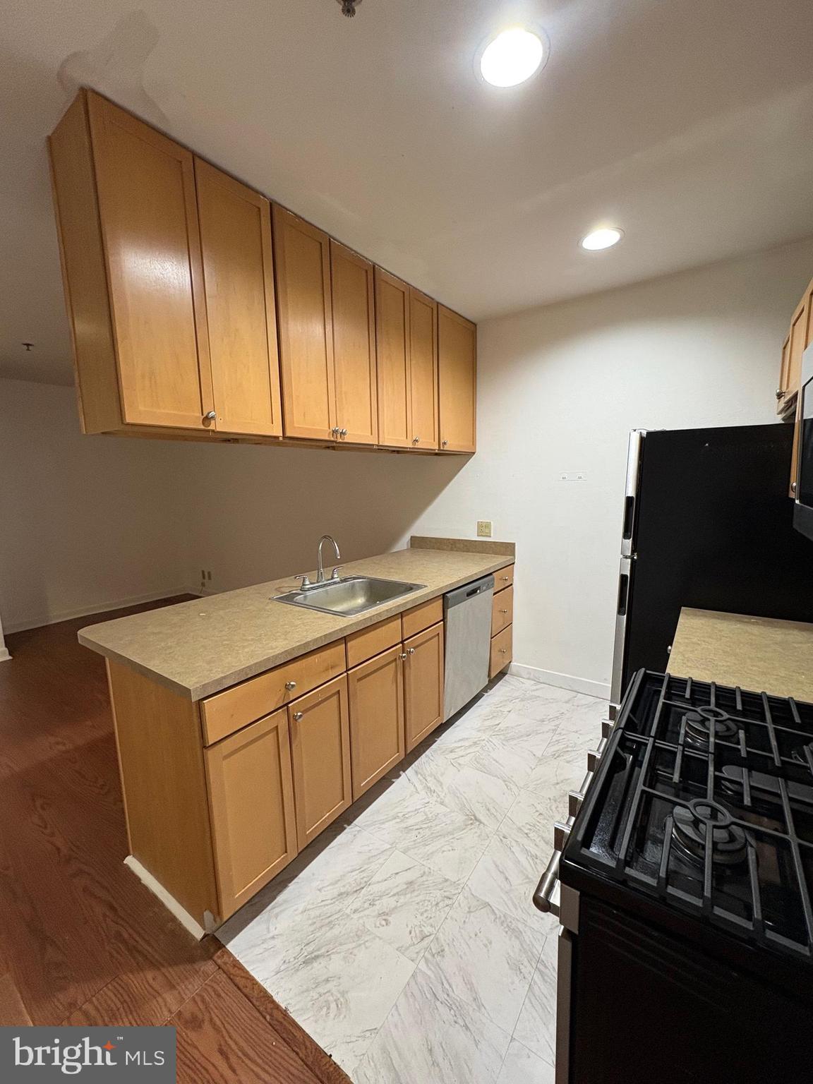 CHINATOWN - Residential