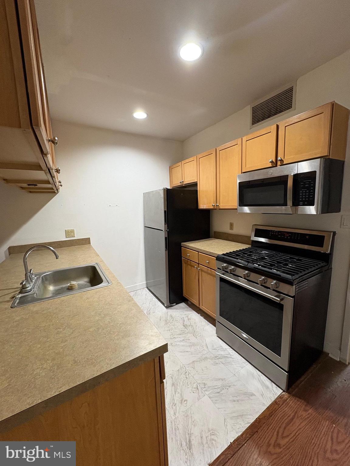 CHINATOWN - Residential