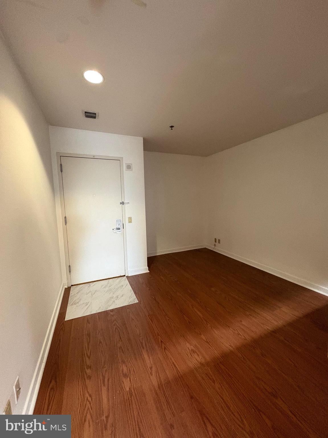 CHINATOWN - Residential