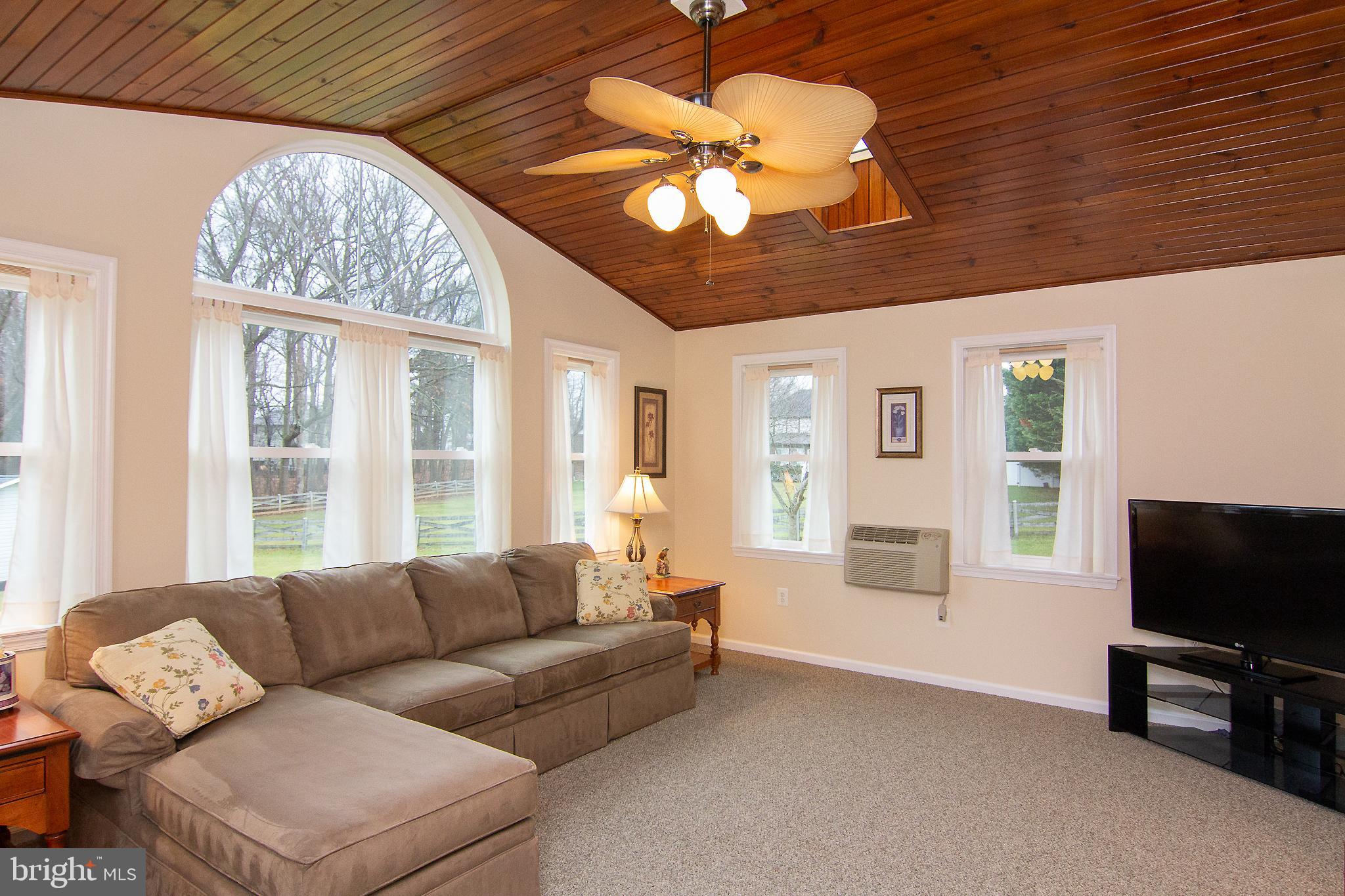 STARVIEW ESTATES - Residential