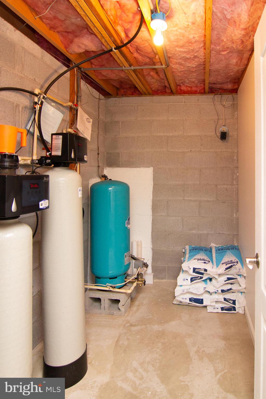 STARVIEW ESTATES - Residential