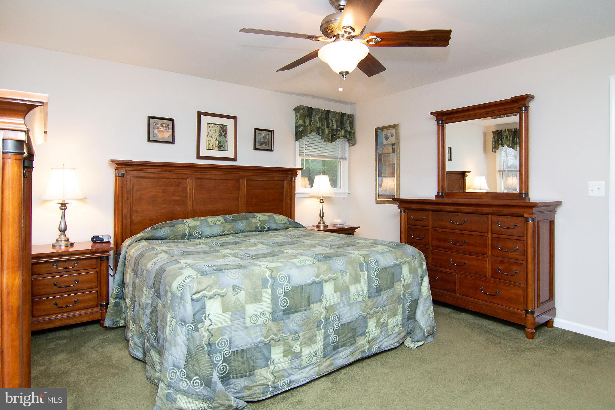 STARVIEW ESTATES - Residential