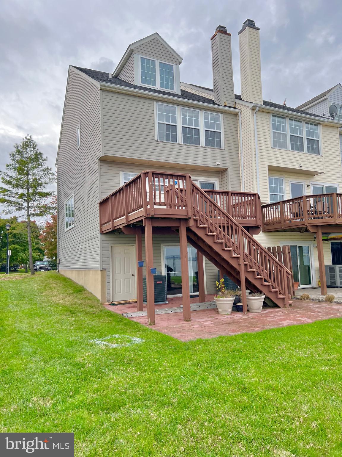 STONEY BEACH - Residential Lease