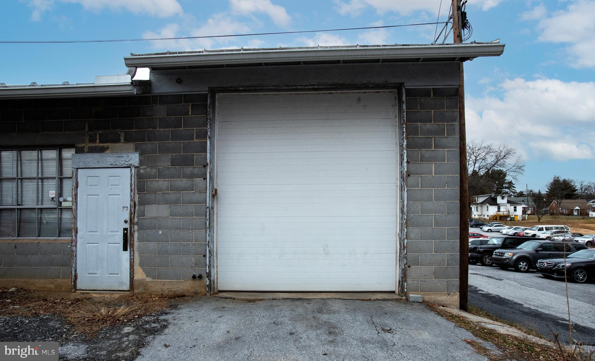 1537 BRIDGE STREET REAR