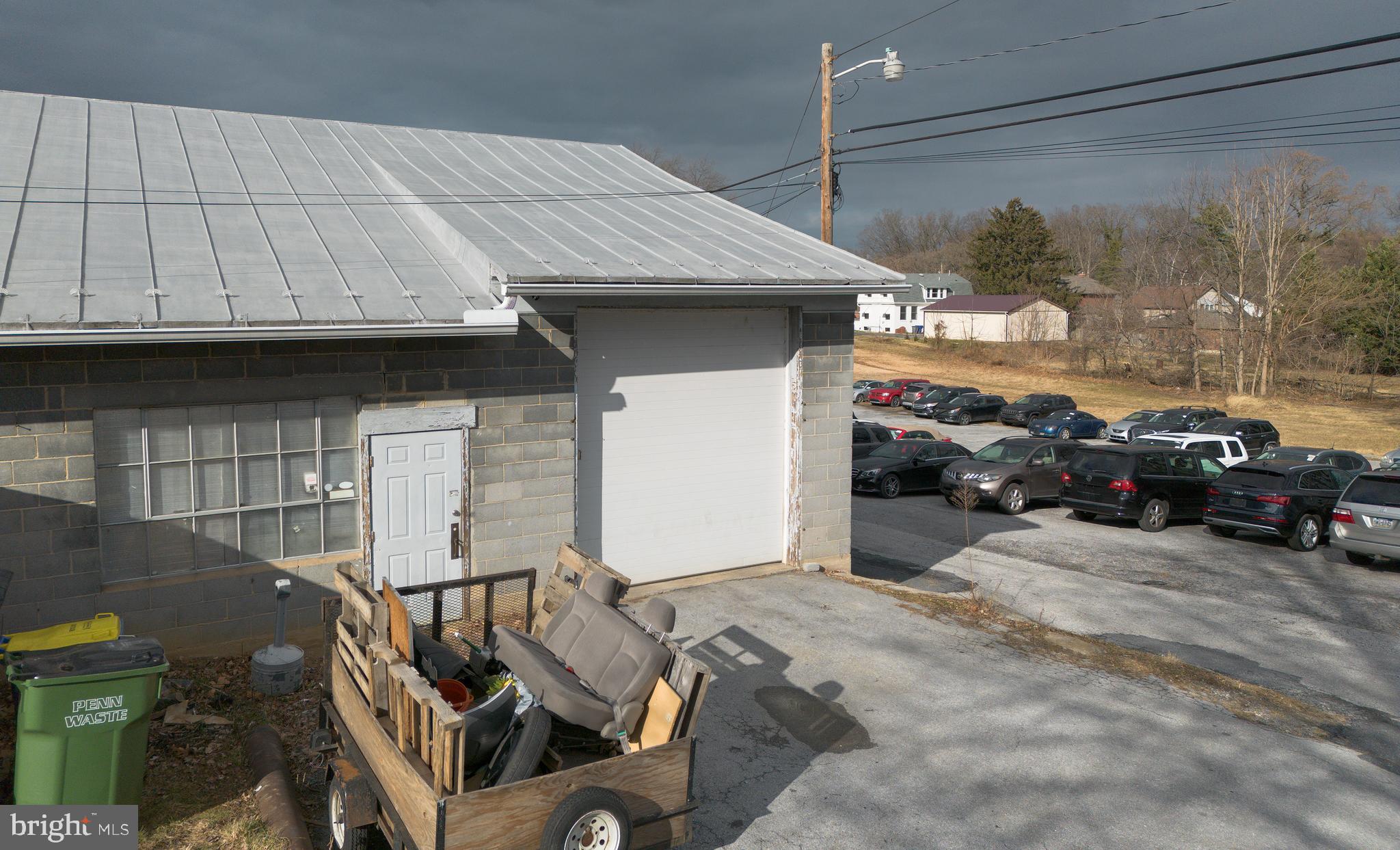 1537 BRIDGE STREET REAR