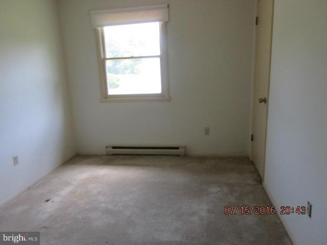 SOUTH HAMPTON - Residential