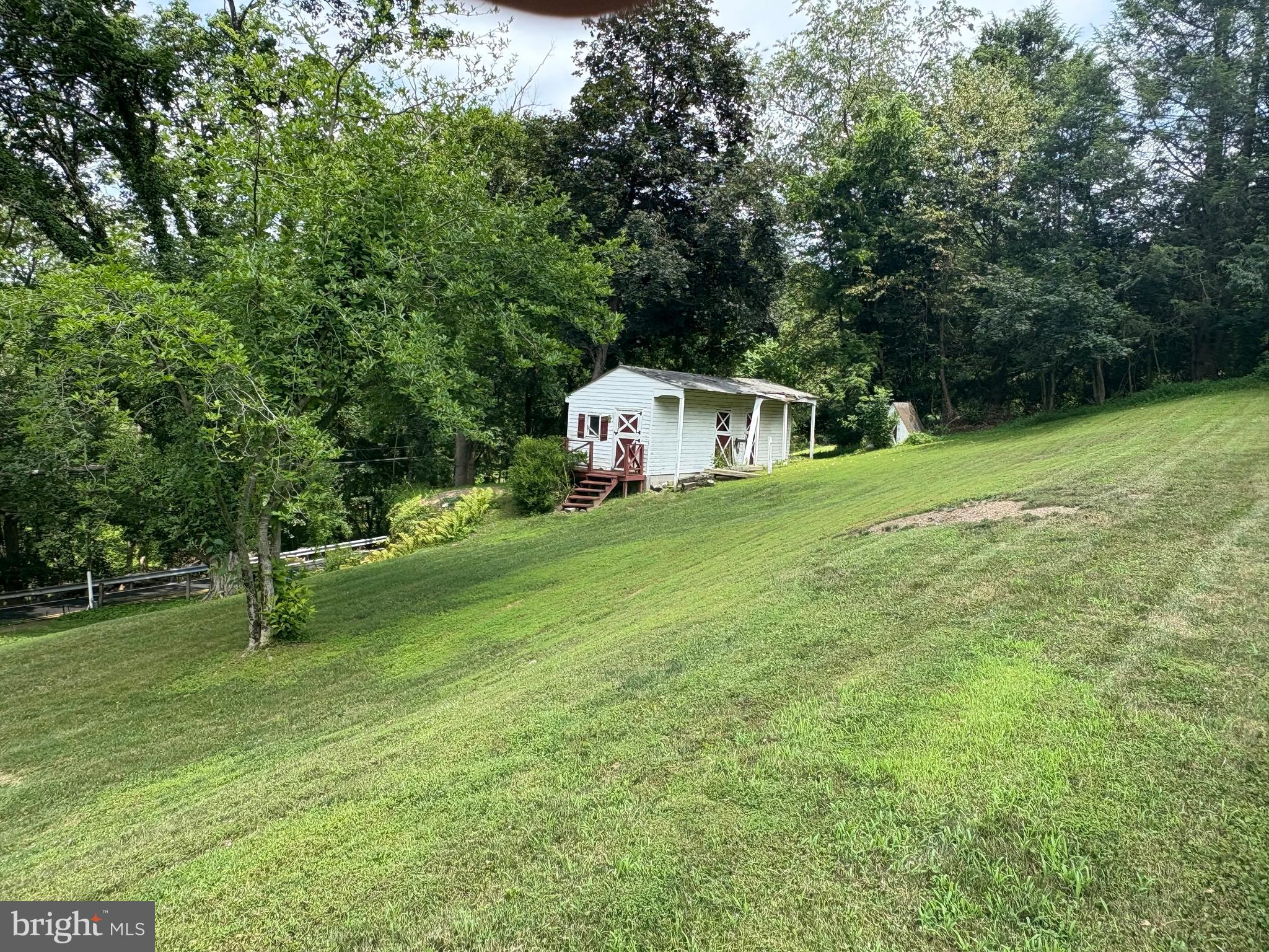 990 CONNOR ROAD