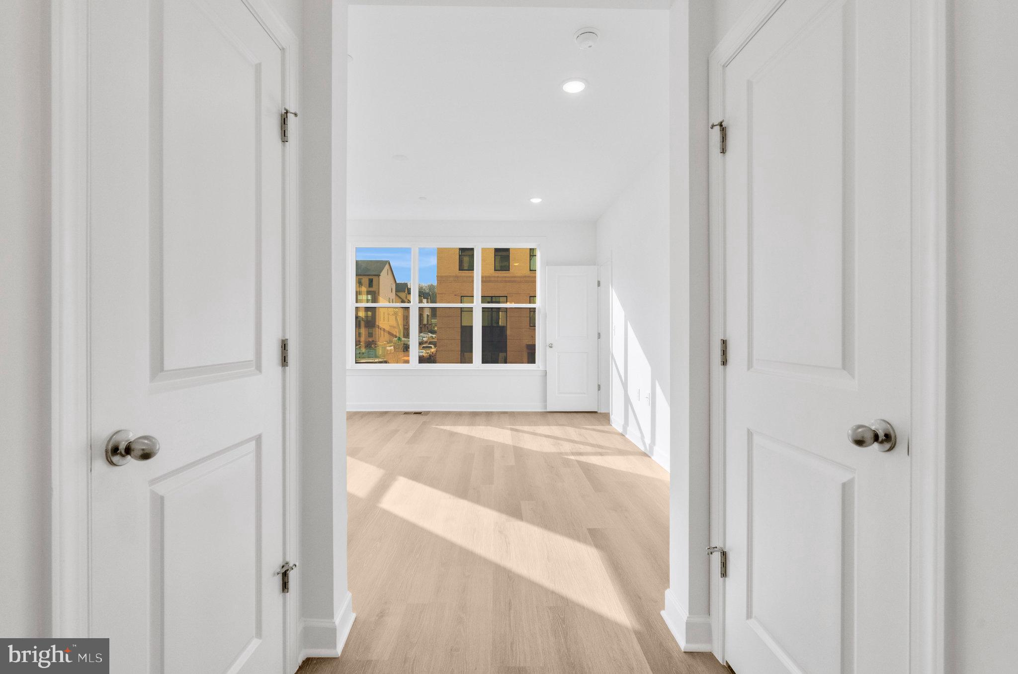 THE BOULEVARDS AT WESTFIELDS - Residential Lease