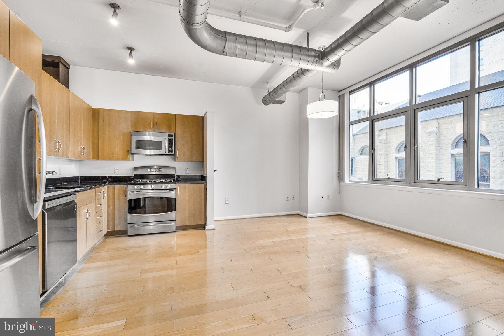 811 4TH STREET NW 320