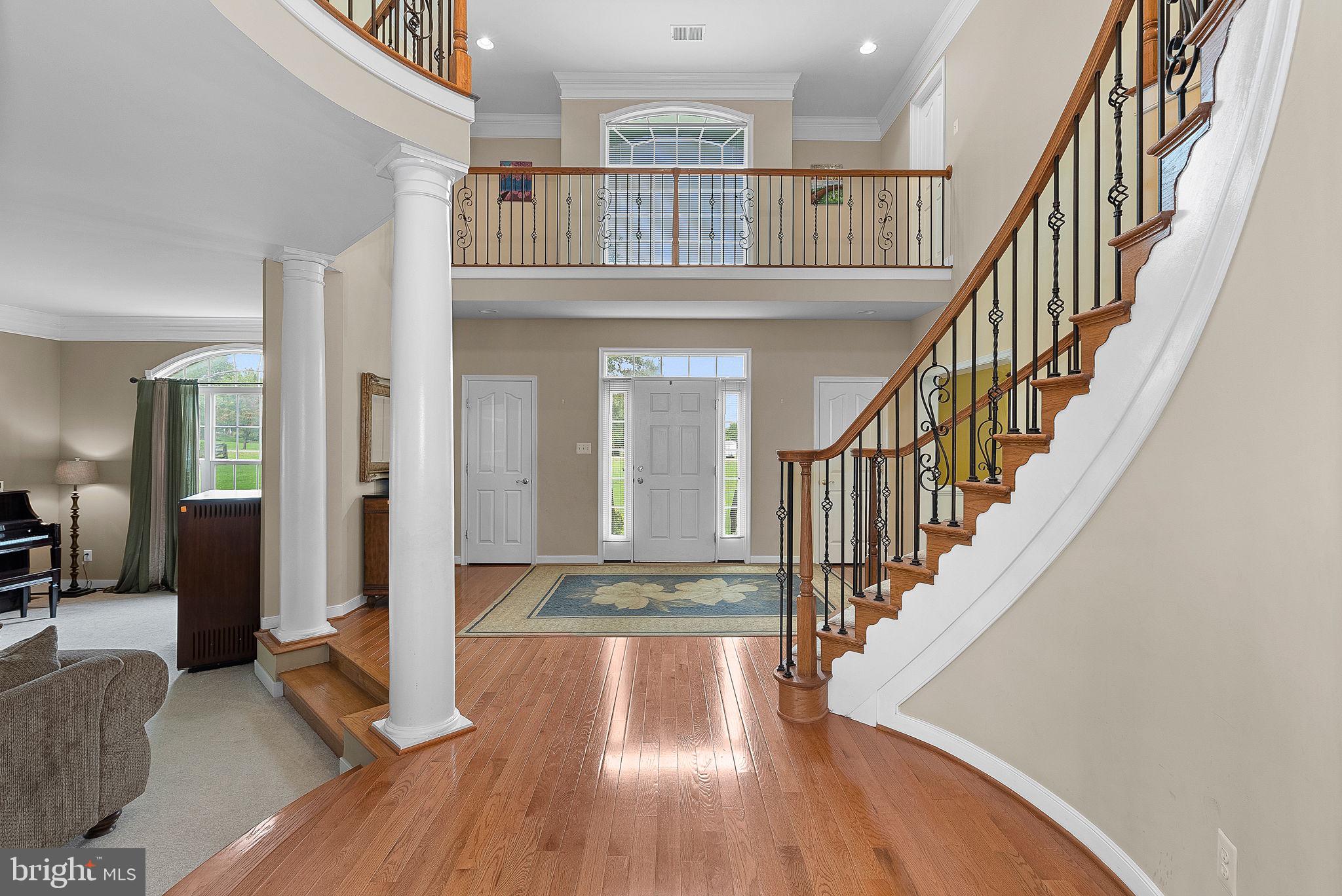 LEESBURG CROSSING - Residential