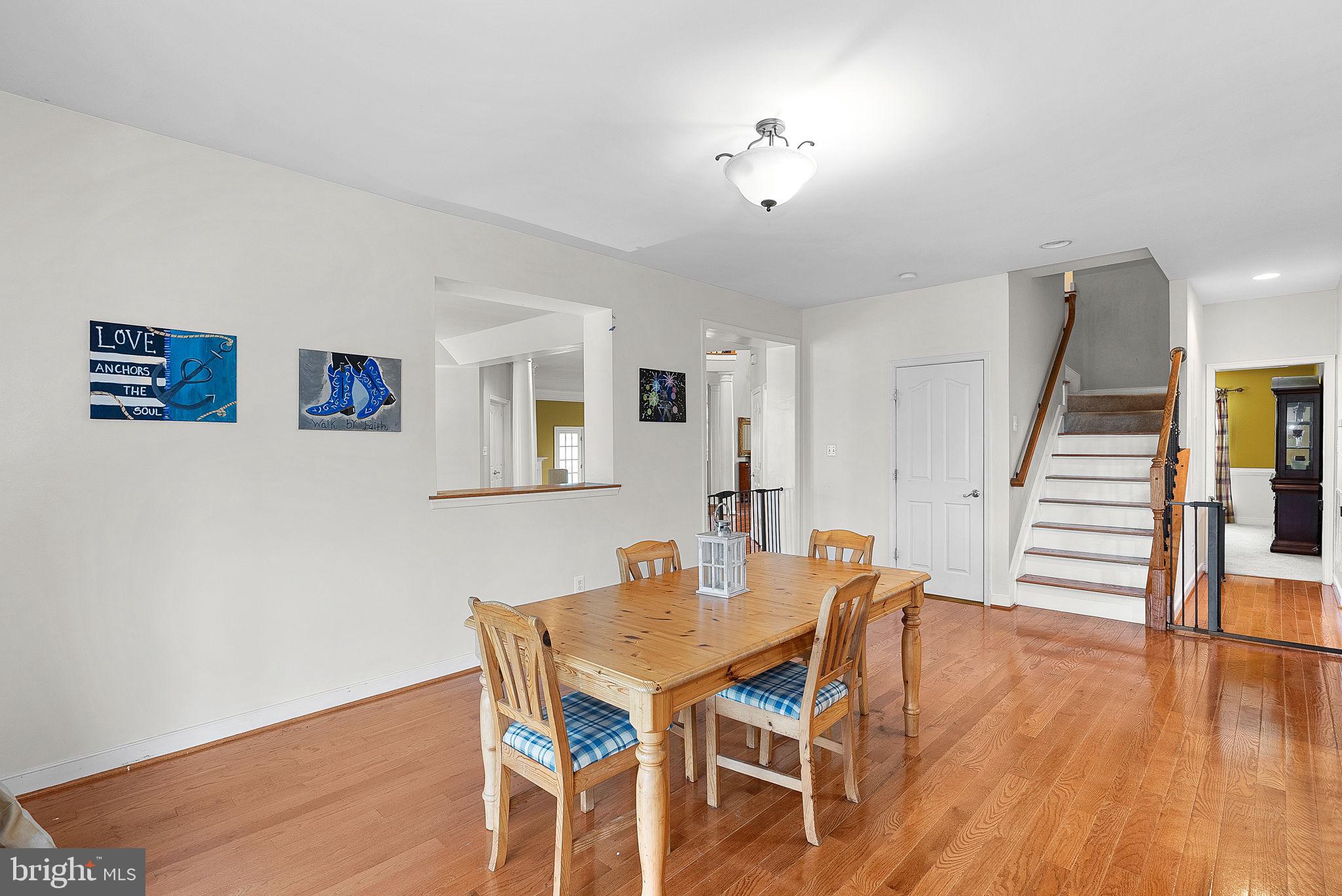 LEESBURG CROSSING - Residential