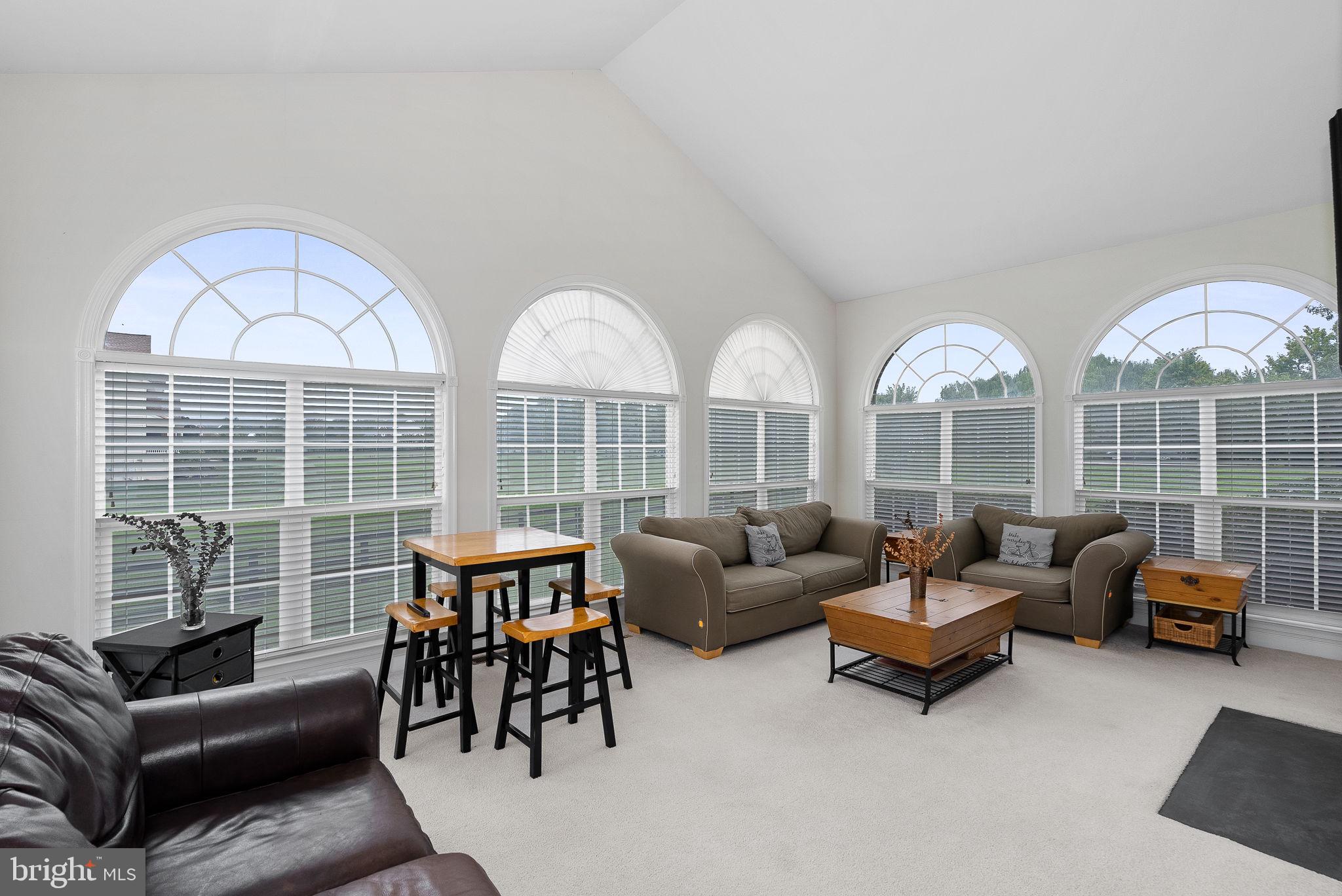 LEESBURG CROSSING - Residential