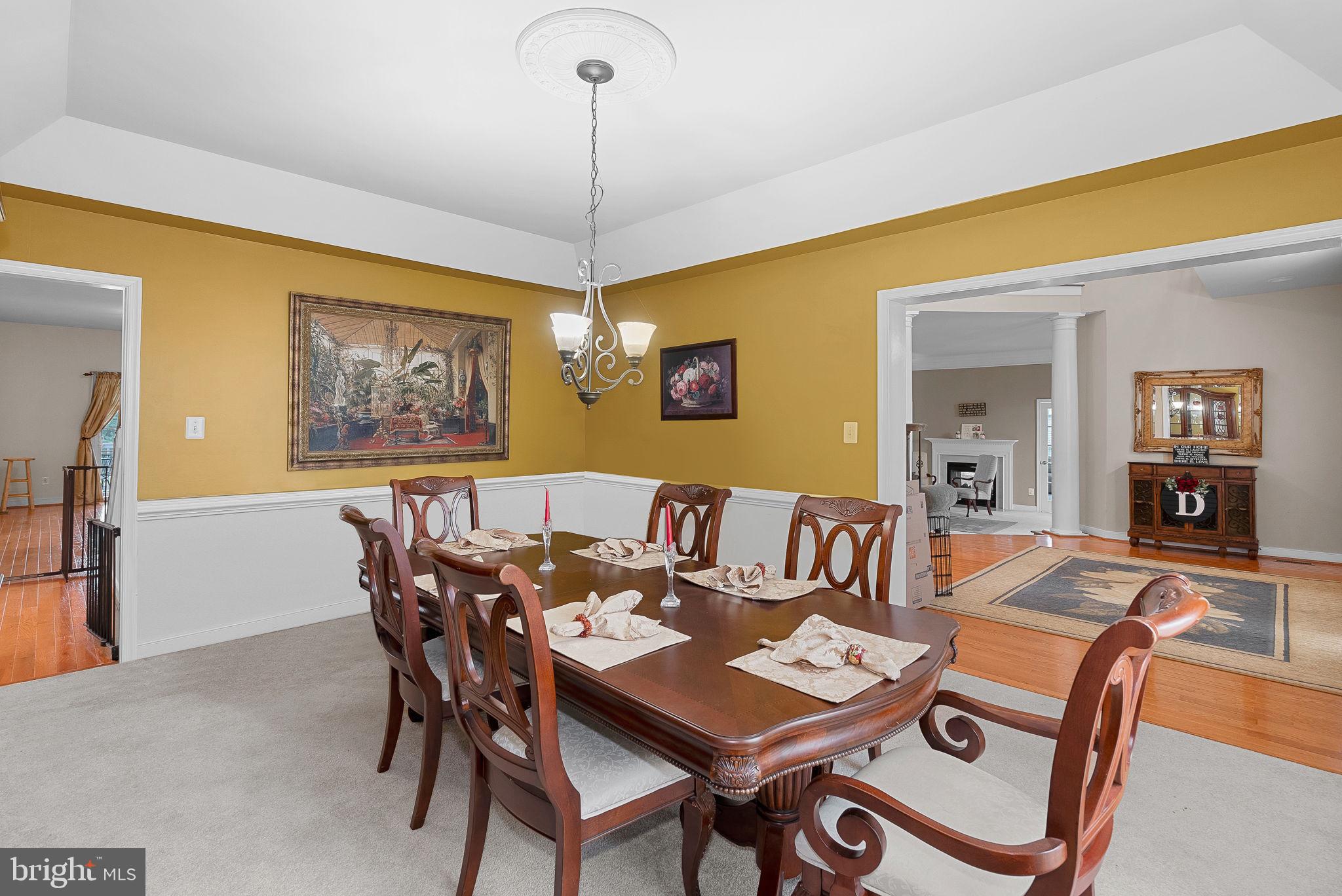 LEESBURG CROSSING - Residential