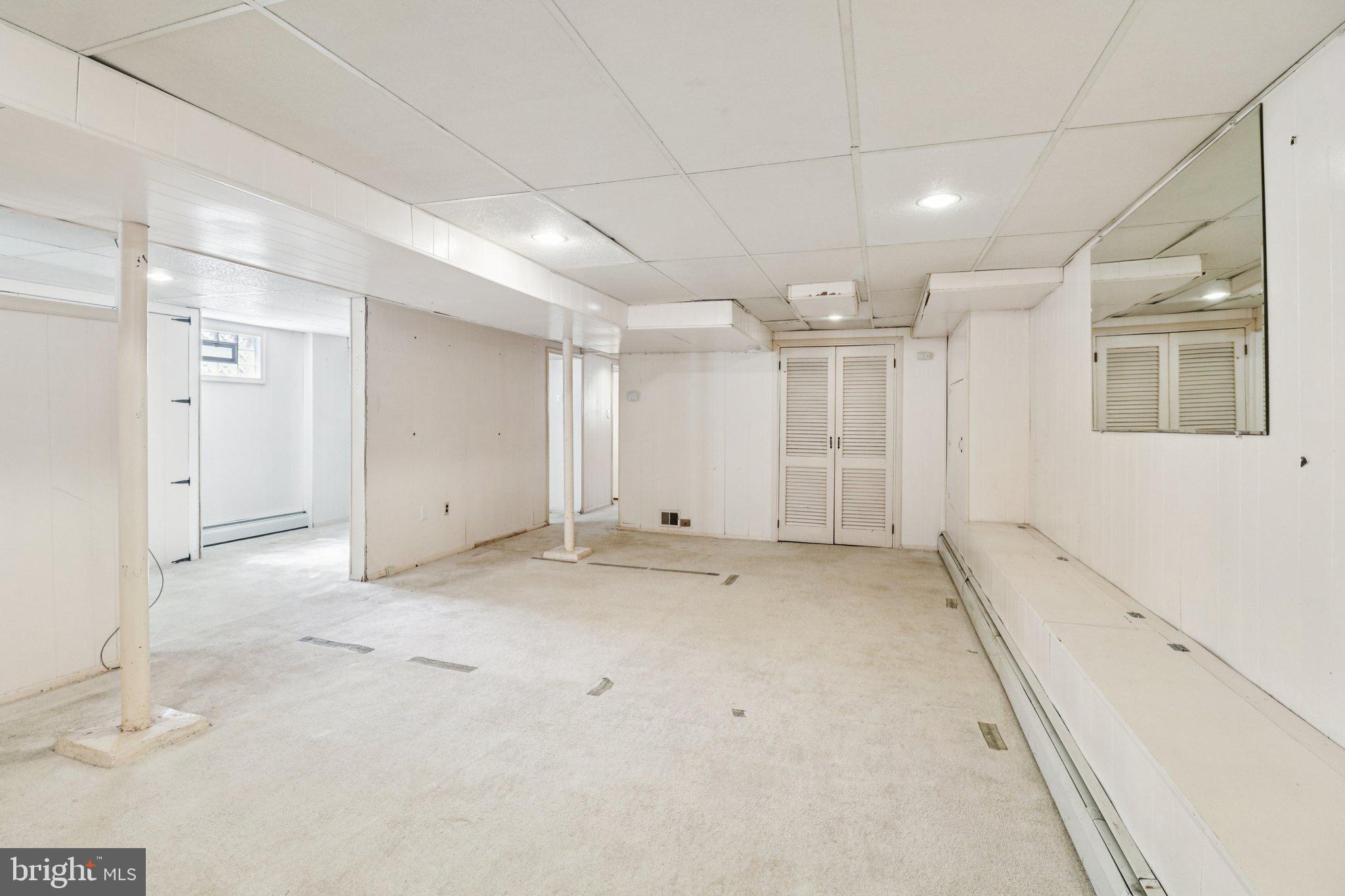 CALVERTON - Residential