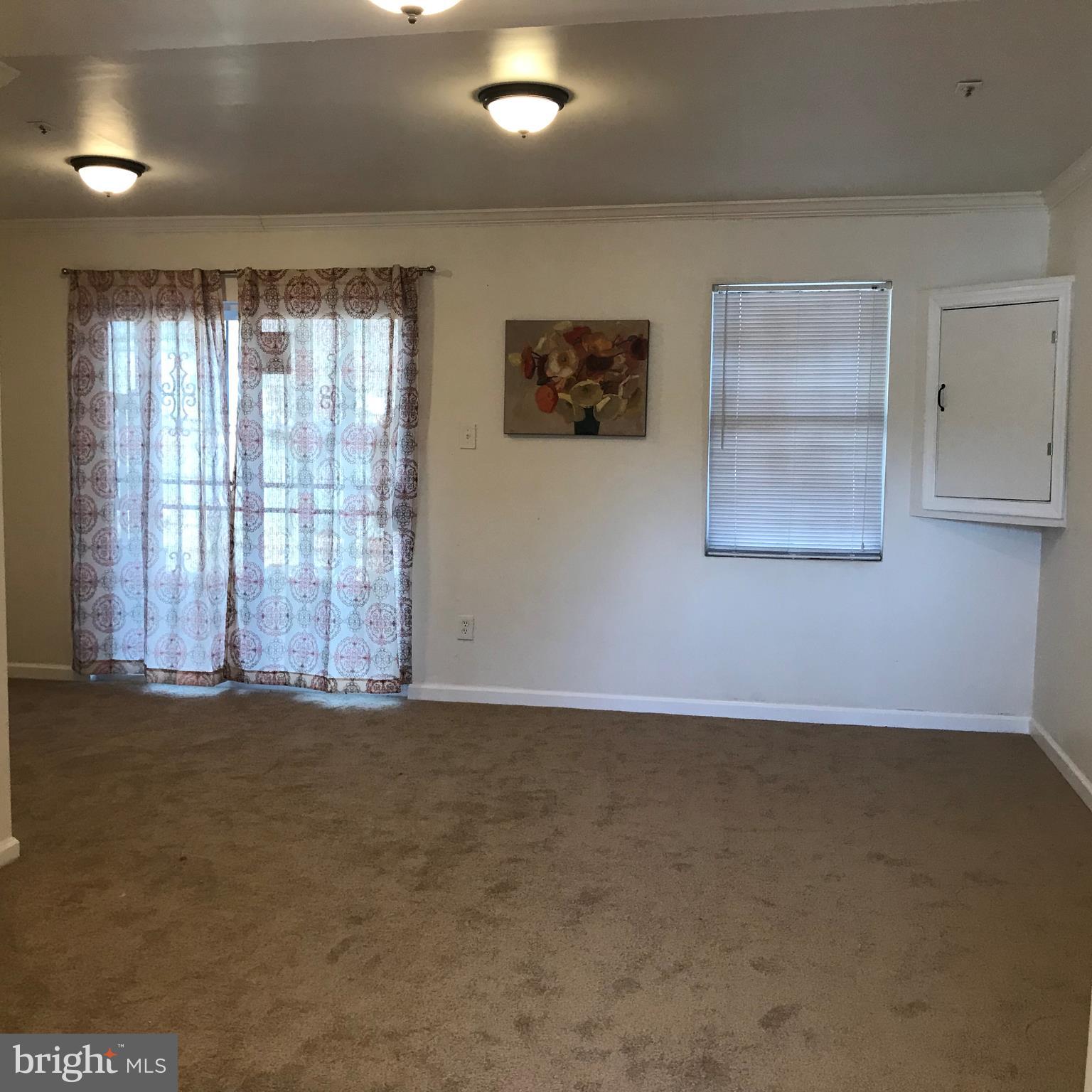 LONDON WOODS - Residential