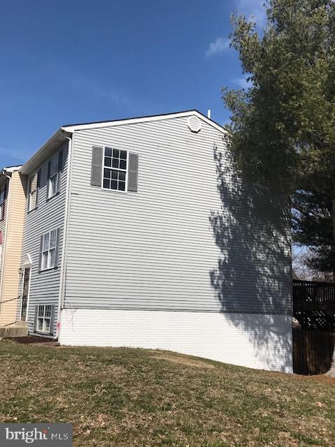 LONDON WOODS - Residential