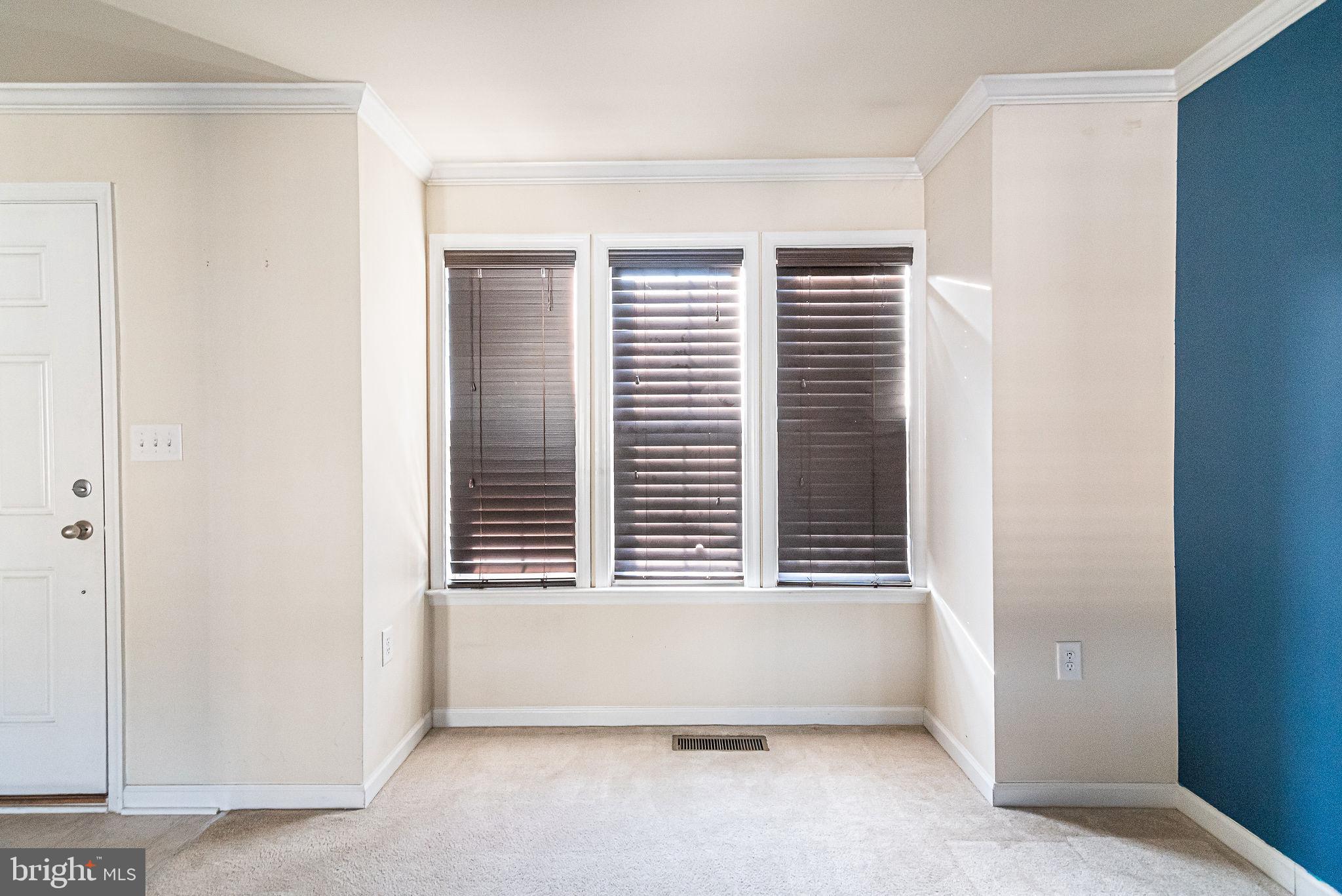 LAKELAND PLACE - Residential Lease