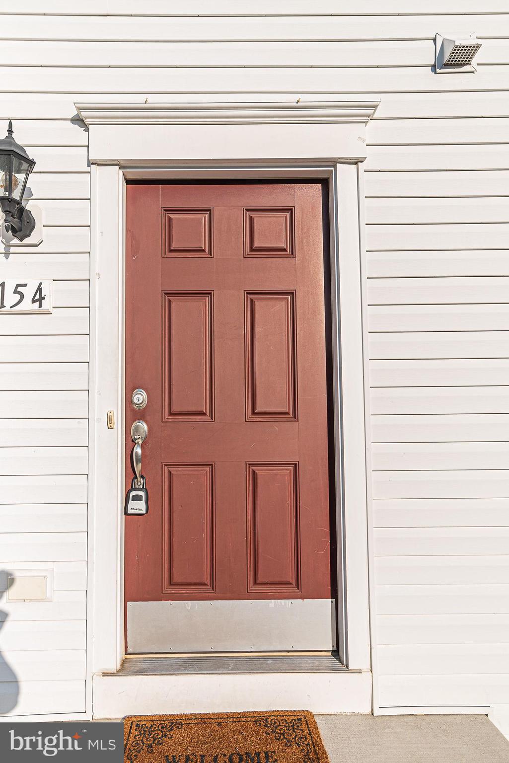 LAKELAND PLACE - Residential Lease