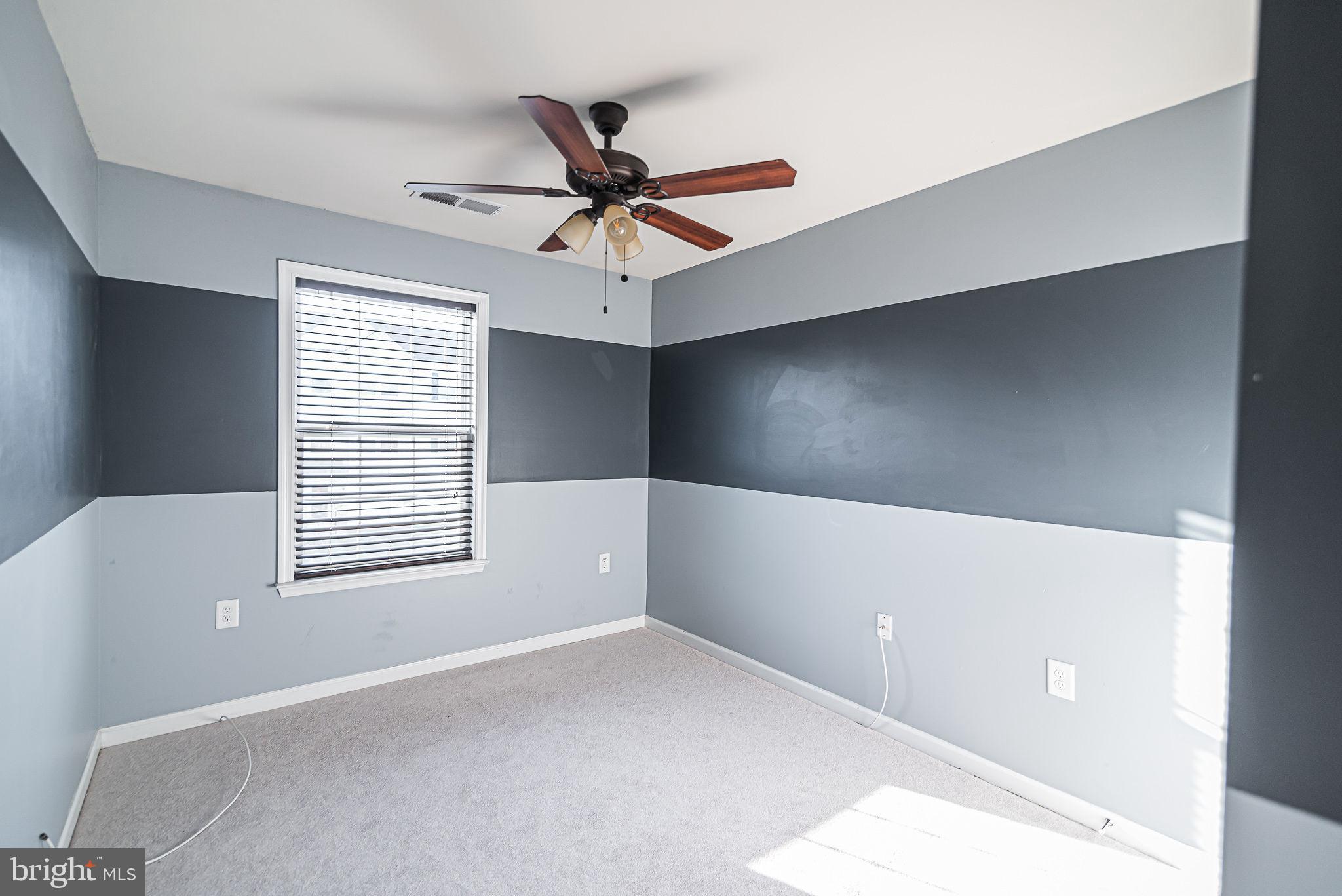 LAKELAND PLACE - Residential Lease