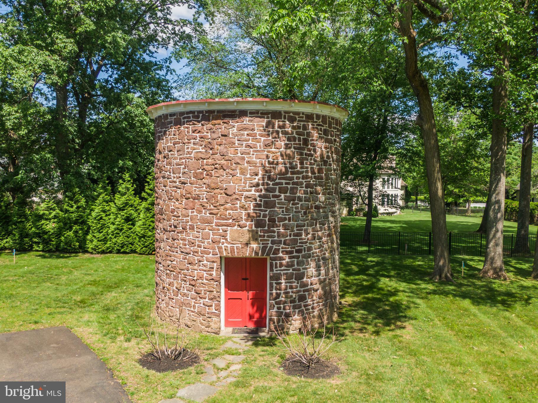 GREYSTONE - Residential