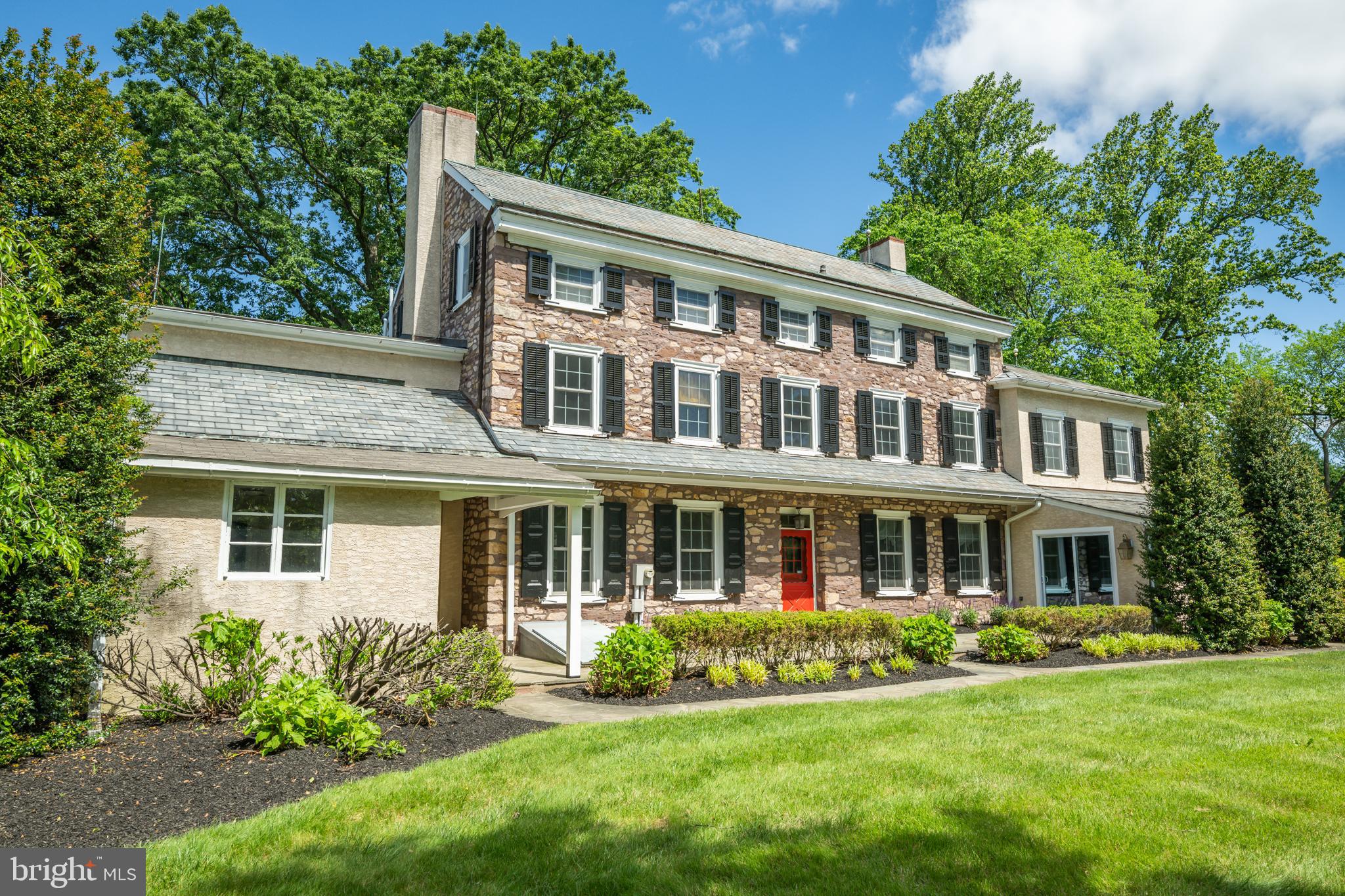 895 SUMMERSET PLACE