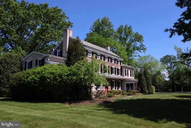 895 SUMMERSET PLACE