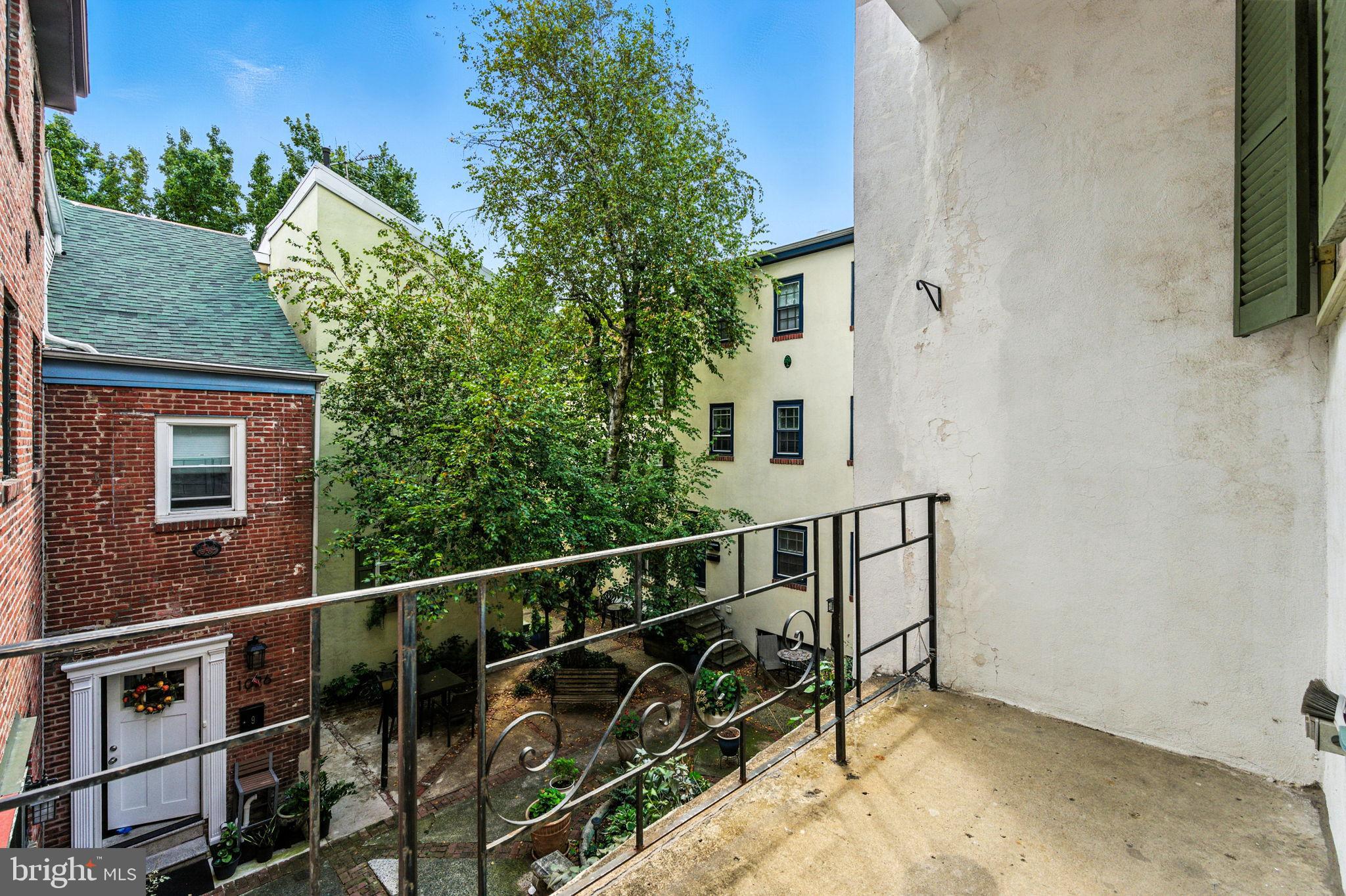 WASHINGTON SQ WEST - Residential