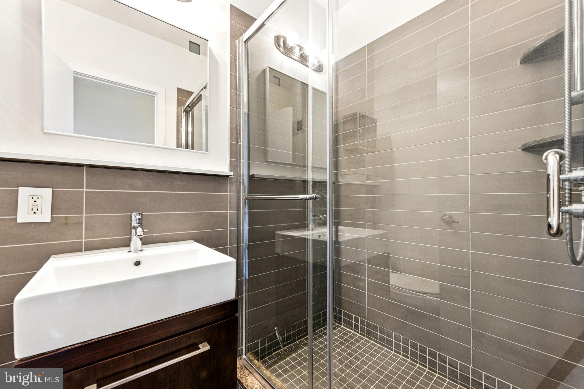 WASHINGTON SQ WEST - Residential